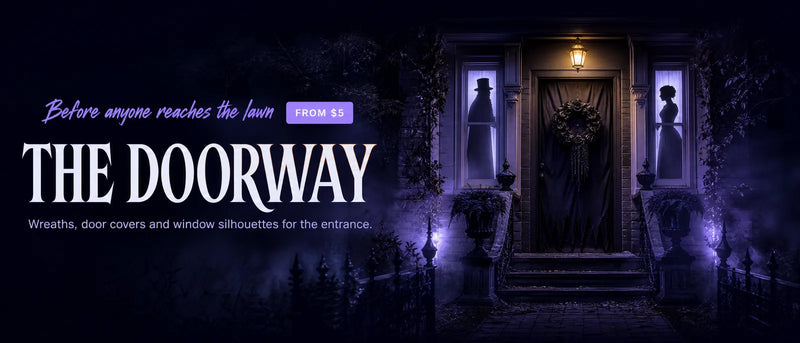 The doorway: wreaths, door covers and window silhouettes for the entrance